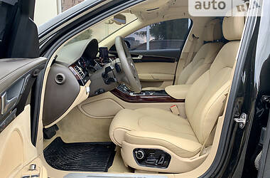 Седан Audi A8 2013 в Киеве