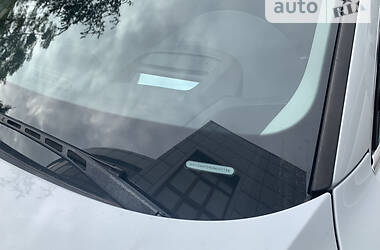 Седан Audi A8 2015 в 