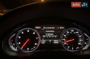 Седан Audi A8 2015 в 