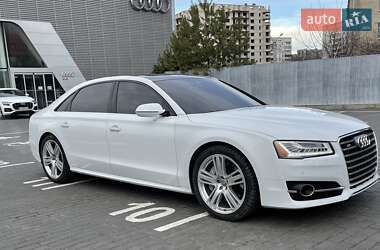 Седан Audi A8 2016 в Киеве