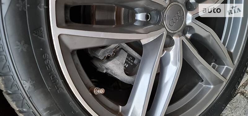 Седан Audi A8 2017 в Тячеве