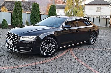 Седан Audi A8 2017 в Тячеві