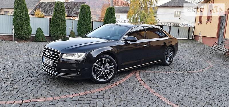 Седан Audi A8 2017 в Тячеве