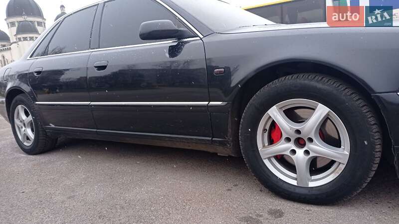 Седан Audi A8 2002 в Шептицькому