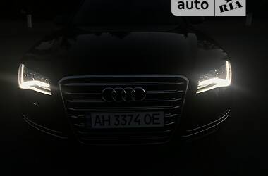 Седан Audi A8 2014 в Львове