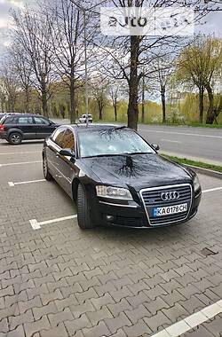 Седан Audi A8 2006 в Луцке