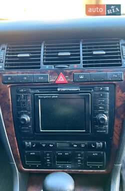 Седан Audi A8 1999 в Черкасах