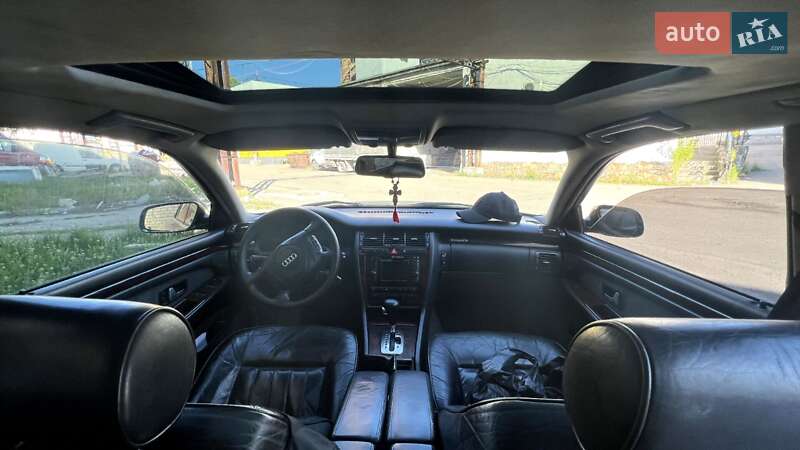 Седан Audi A8 1999 в Черкасах