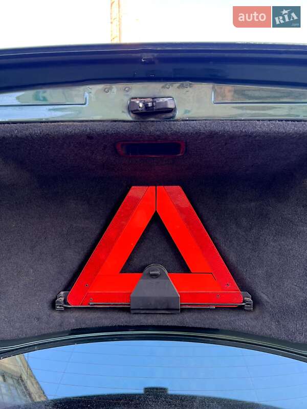 Седан Audi A8 1999 в Черкасах
