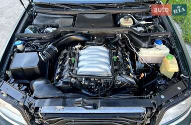 Седан Audi A8 1999 в Черкасах