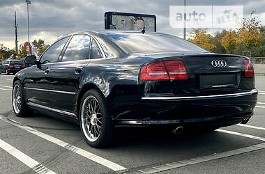 Седан Audi A8 2008 в 