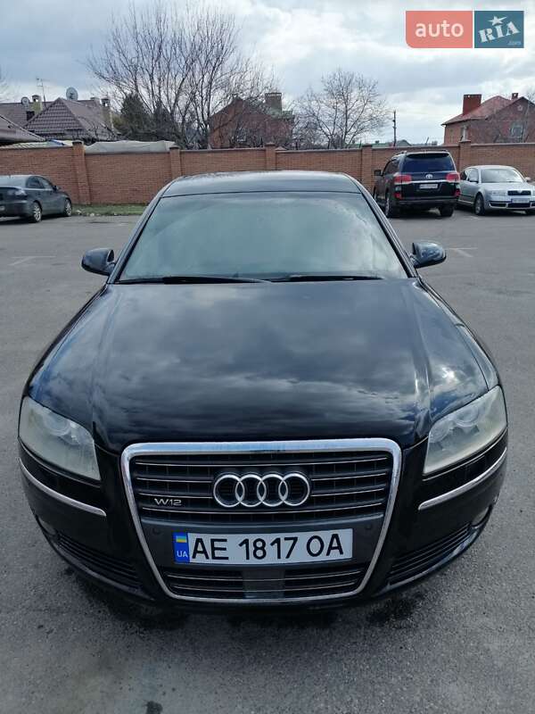 Audi A8 2004