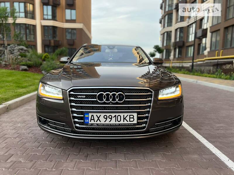 Седан Audi A8 2014 в Києві