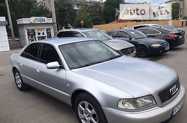 Седан Audi A8 2001 в 