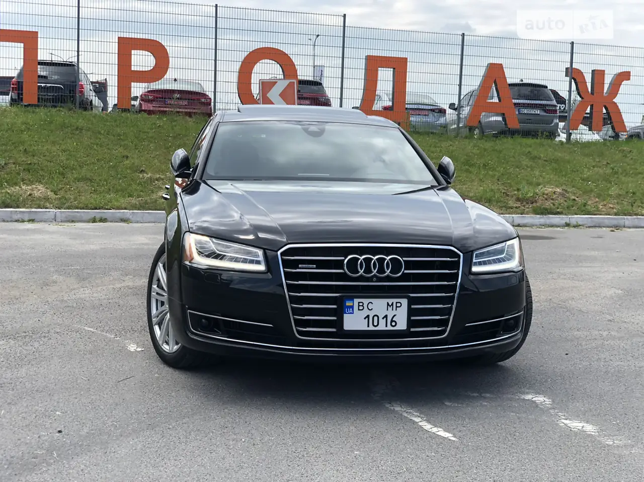 Audi A8 2014 VIN WAU3MAFD3FN023556 фото оголошення 2 з 31