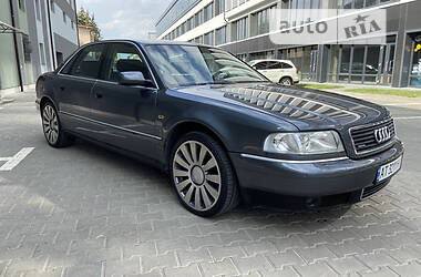 AUDI A8 2001