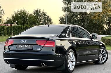 Седан Audi A8 2012 в 