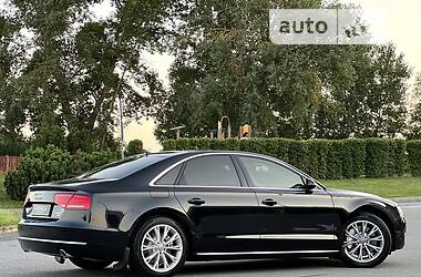 Седан Audi A8 2012 в 