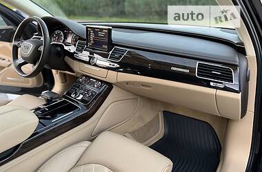 Седан Audi A8 2012 в 