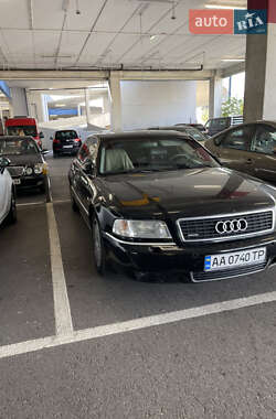 Седан Audi A8 2001 в Киеве