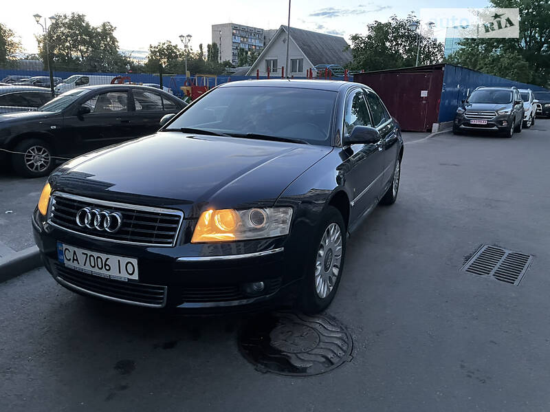 Audi A8 2004