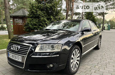 AUDI A8 2004