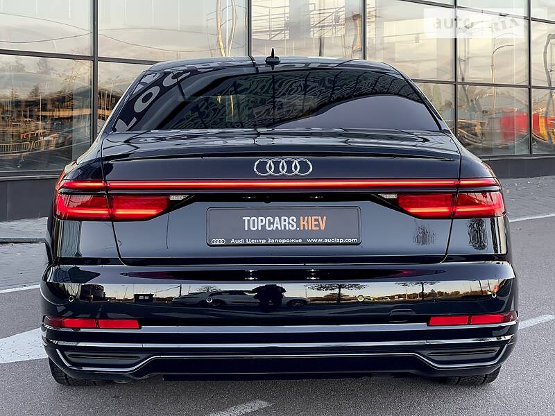 Седан Audi A8 2021 в Киеве