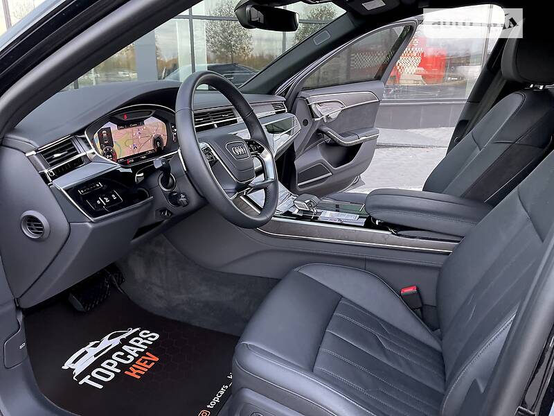 Седан Audi A8 2021 в Киеве