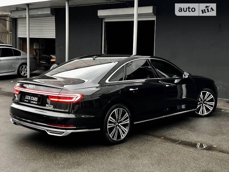 Седан Audi A8 2018 в Києві