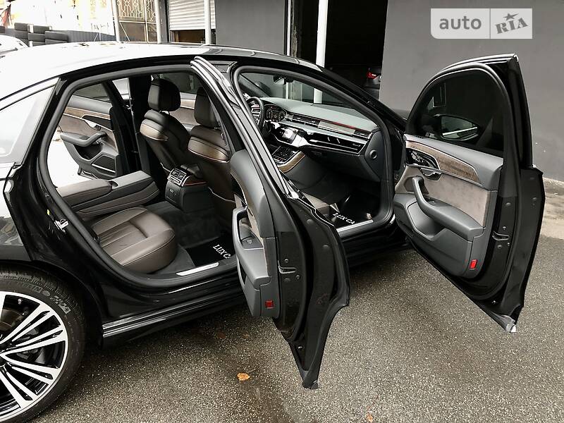 Седан Audi A8 2018 в Києві