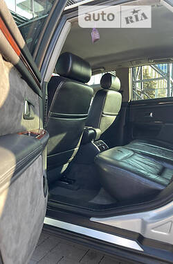 Седан Audi A8 2001 в 