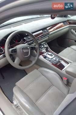 Седан Audi A8 2007 в Макарові