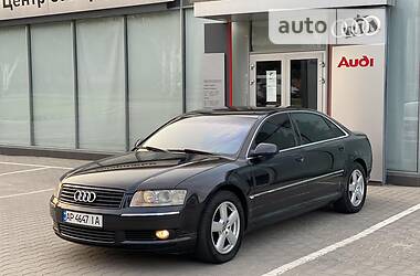 Седан Audi A8 2004 в 
