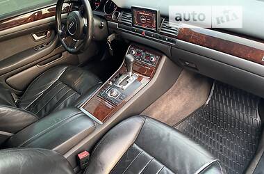 Седан Audi A8 2004 в 
