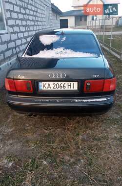 Седан Audi A8 1997 в Борисполе