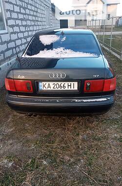 Седан Audi A8 1997 в Борисполі