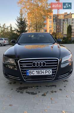 Седан Audi A8 2014 в Львове