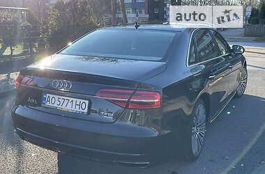 Седан Audi A8 2016 в 