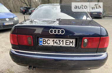 Седан Audi A8 2001 в Львове