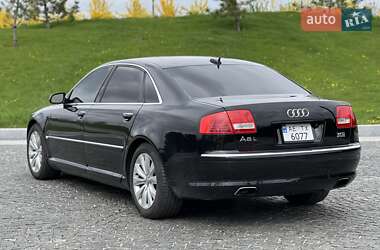 Седан Audi A8 2005 в 