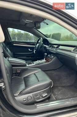 Седан Audi A8 2005 в 