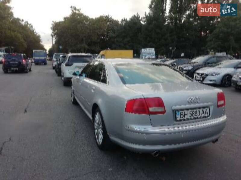 Седан Audi A8 2004 в Одессе