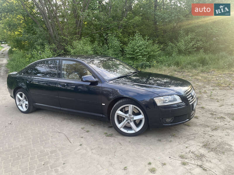 Седан Audi A8 2007 в Черновцах