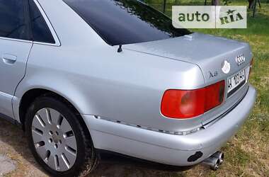 Седан Audi A8 1999 в 