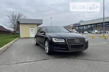 AUDI A8 2016
