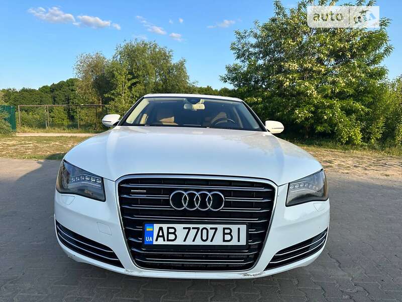Audi A8 2012