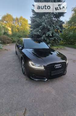 Седан Audi A8 2016 в 