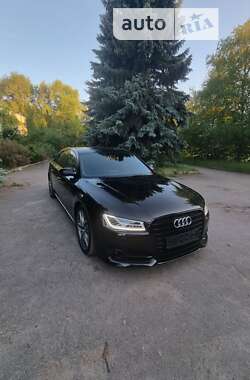Седан Audi A8 2016 в 