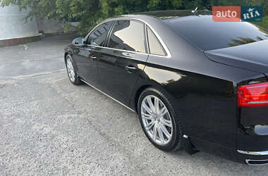 Седан Audi A8 2012 в Днепре