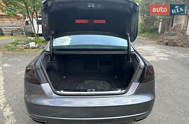 Седан Audi A8 2016 в Коломиї